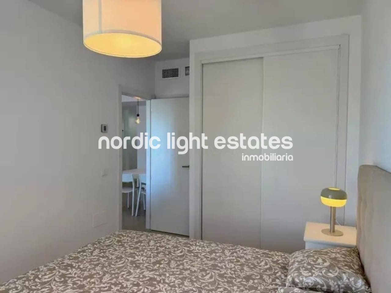 Ático de 2 habitaciones en Almayate en venta con piscina garaje - 380.000 € (Ref: 9761325)