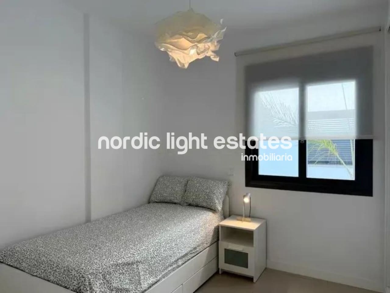 Ático de 2 habitaciones en Almayate en venta con piscina garaje - 380.000 € (Ref: 9761325)