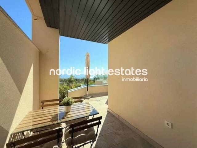 Ático de 2 habitaciones en Almayate, Vélez-Málaga en venta con piscina garaje - 380.000 € (Ref: 9761325)