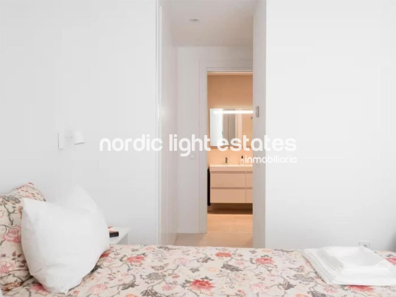 2 chambre Appartement à vendre à Torre del Mar avec piscine garage - 450 000 € (Ref: 9771036)