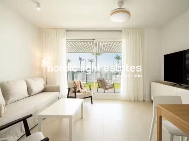 2 chambre Appartement à vendre à Torre del Mar, Vélez-Málaga avec piscine garage - 450 000 € (Ref: 9771036)