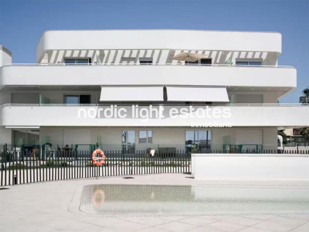 2 chambre Appartement à vendre à Torre del Mar avec piscine garage - 450 000 € (Ref: 9771036)