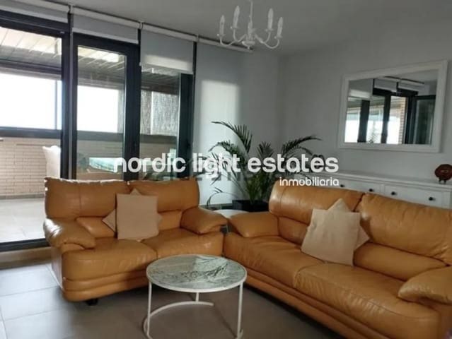 4 sovrum Takvåning till salu i Málaga stad med garage - 850 000 € (Ref: 9776832)