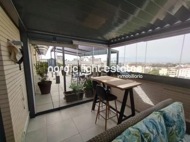 4 sovrum Takvåning till salu i Málaga stad med garage - 850 000 € (Ref: 9776832)