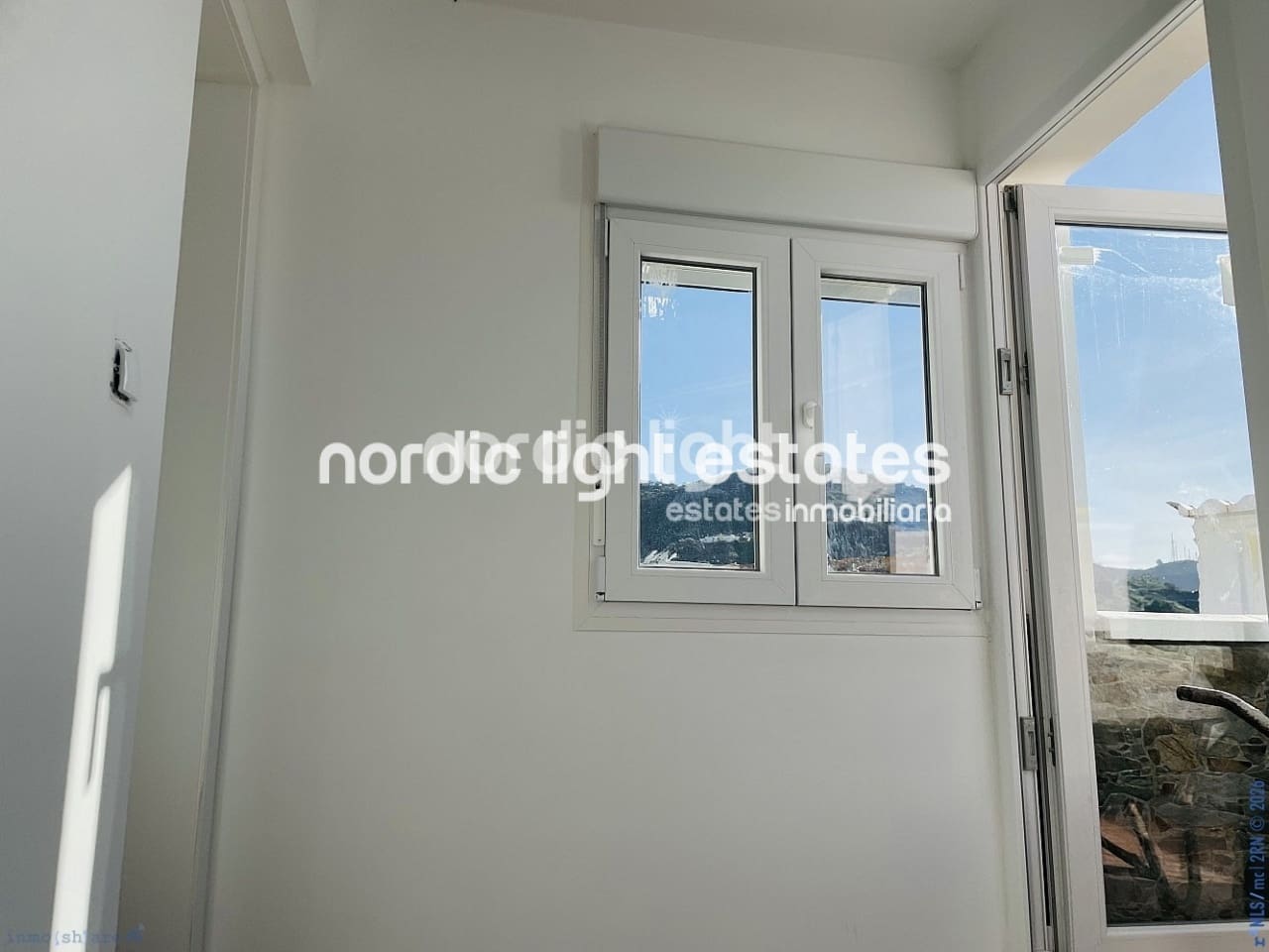 3 slaapkamer Halfvrijstaande villa te koop in Torrox - € 239.000 (Ref: 9776988)