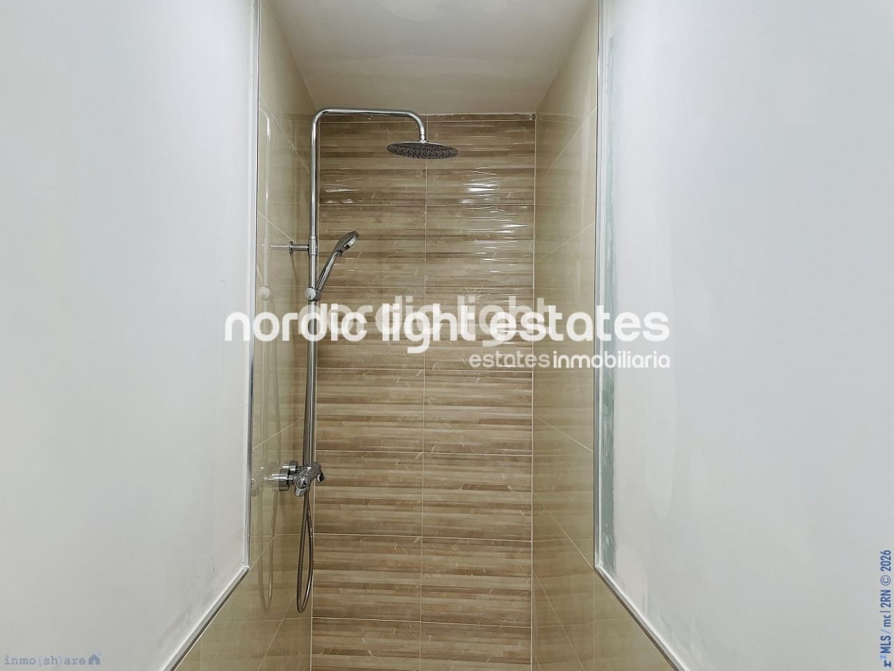 3 slaapkamer Halfvrijstaande villa te koop in Torrox - € 239.000 (Ref: 9776988)