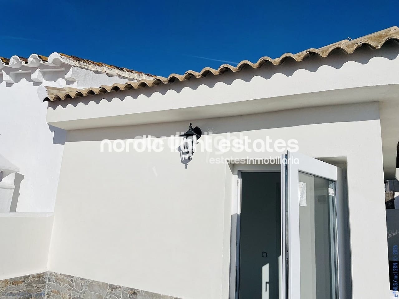 3 slaapkamer Halfvrijstaande villa te koop in Torrox - € 239.000 (Ref: 9776988)