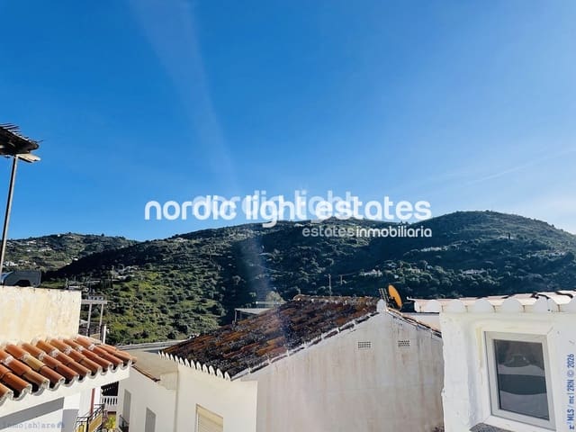 3 slaapkamer Halfvrijstaande villa te koop in Torrox - € 239.000 (Ref: 9776988)