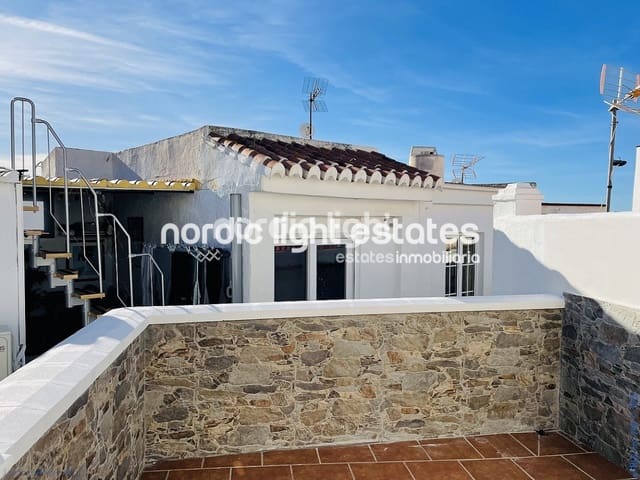 3 slaapkamer Halfvrijstaande villa te koop in Torrox - € 239.000 (Ref: 9776988)
