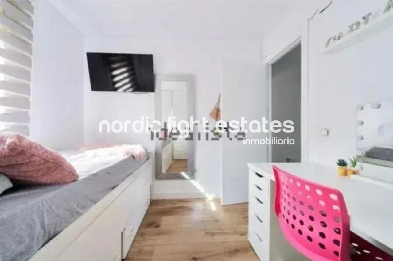 3 chambre Appartement à vendre à Malaga ville avec piscine garage - 365 000 € (Ref: 9778939)