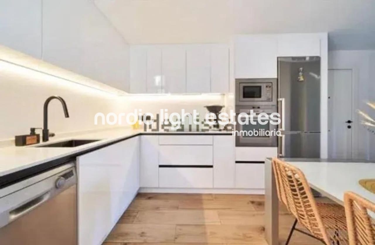 3 chambre Appartement à vendre à Malaga ville avec piscine garage - 365 000 € (Ref: 9778939)