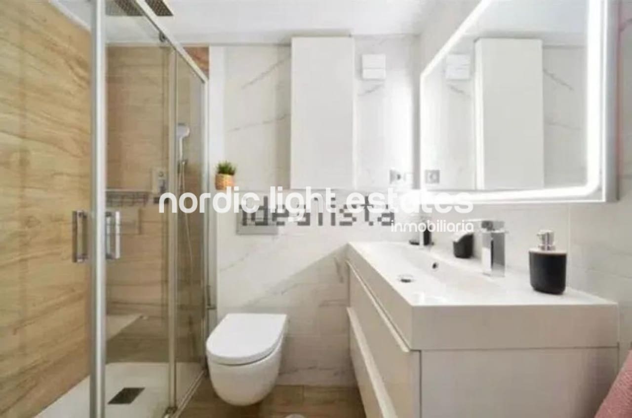 3 chambre Appartement à vendre à Malaga ville avec piscine garage - 365 000 € (Ref: 9778939)