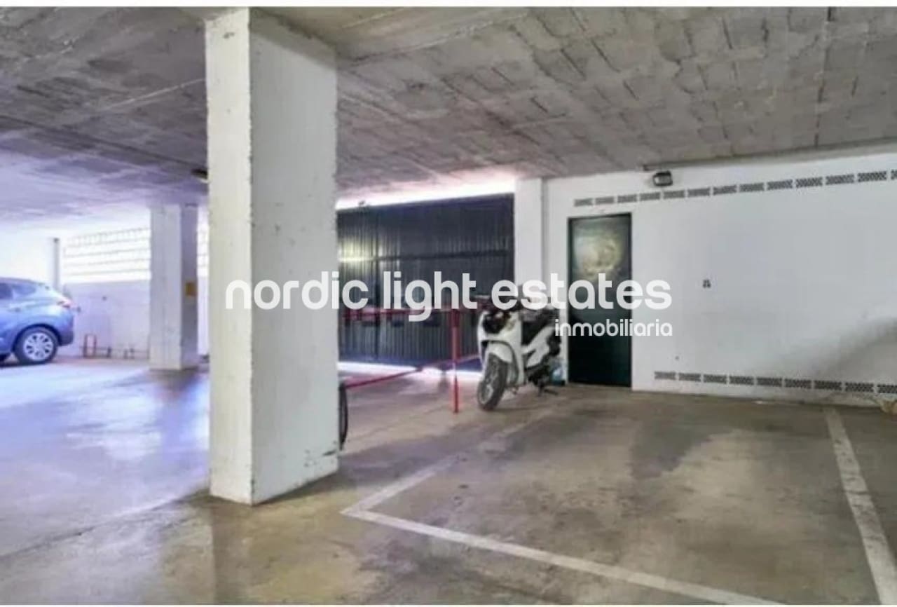 3 chambre Appartement à vendre à Malaga ville avec piscine garage - 365 000 € (Ref: 9778939)