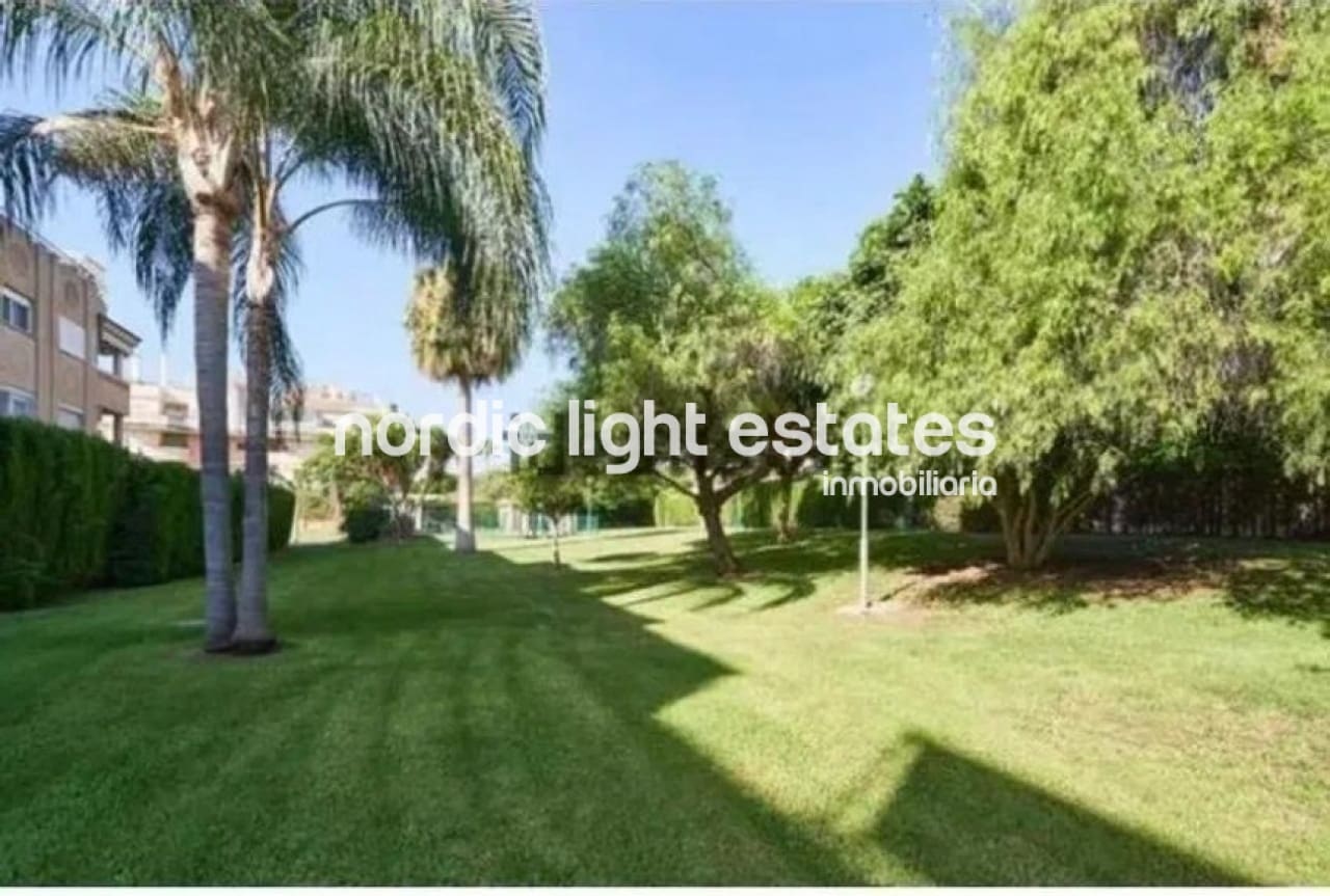 3 chambre Appartement à vendre à Malaga ville avec piscine garage - 365 000 € (Ref: 9778939)