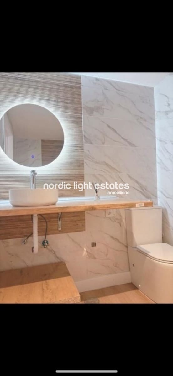 Studio till salu i Torremolinos med pool garage - 185 000 € (Ref: 9778940)