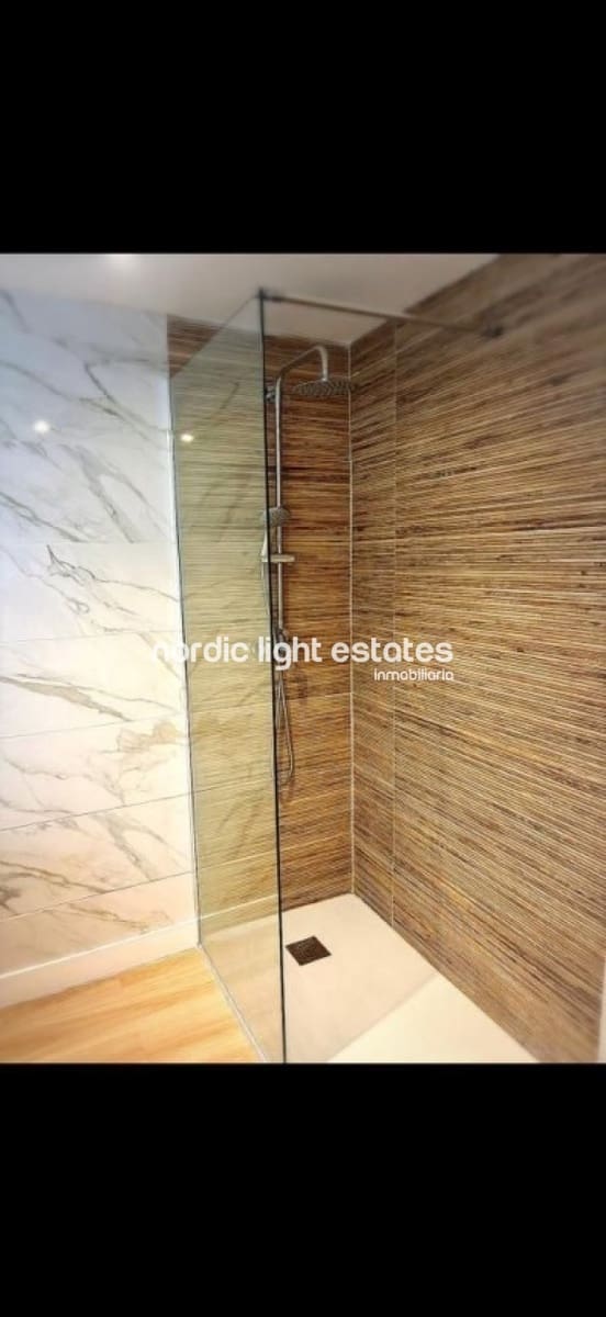 Studio till salu i Torremolinos med pool garage - 185 000 € (Ref: 9778940)