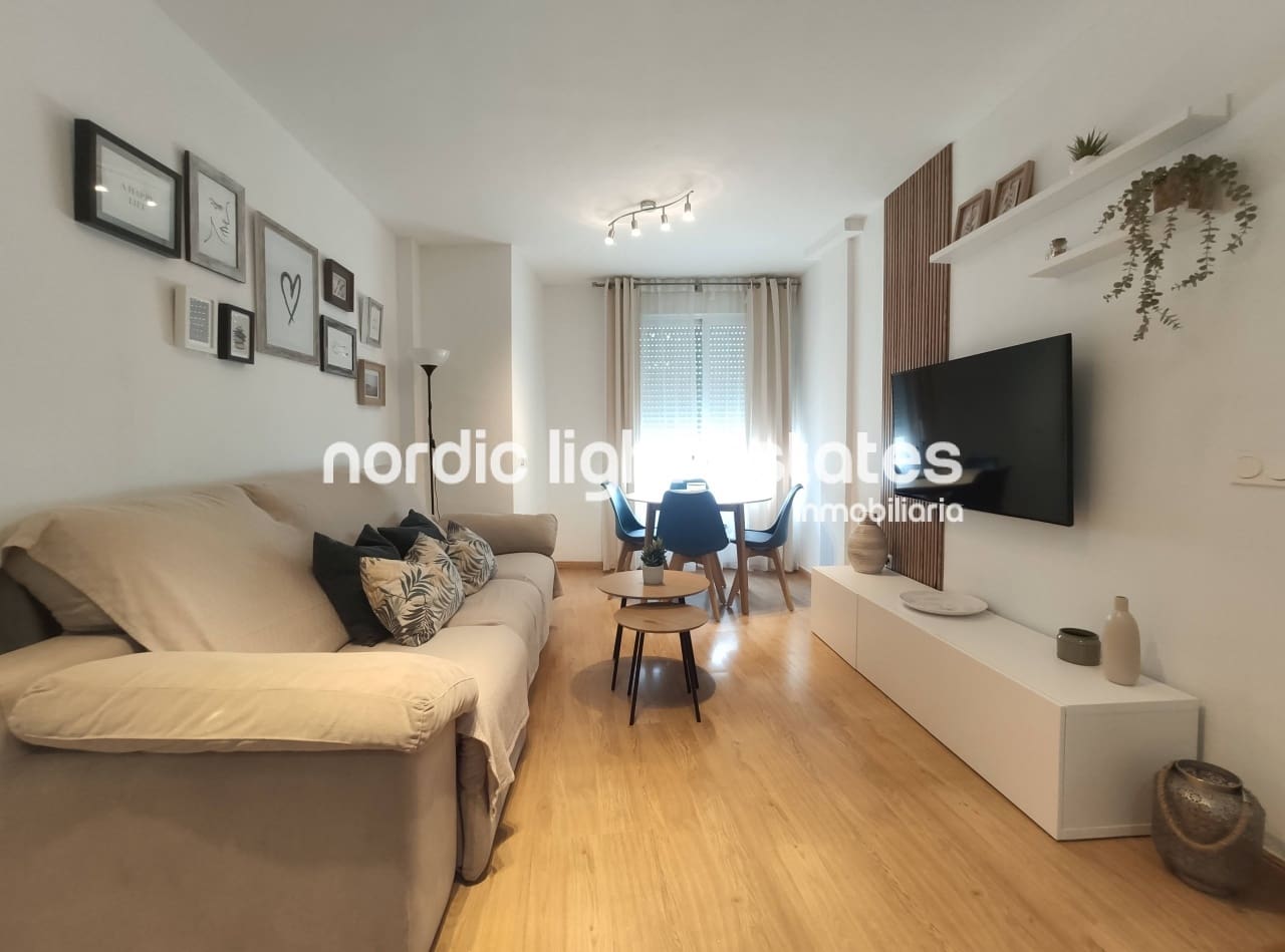 2 Zimmer Penthouse zu vermieten in Nerja - 1.200 € (Ref: 9778941)