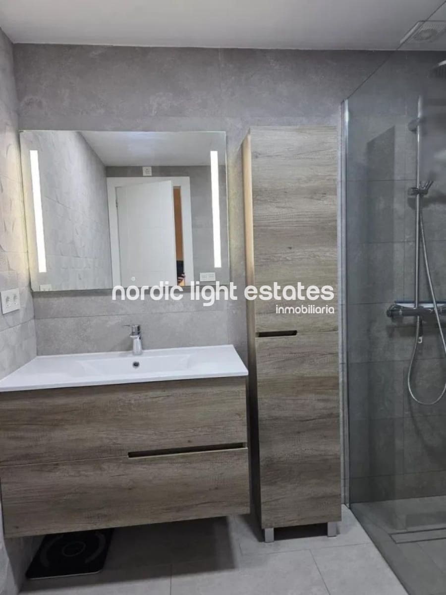 4 chambre Villa/Maison Semi-Mitoyenne à vendre à Churriana avec piscine garage - 580 000 € (Ref: 9782000)