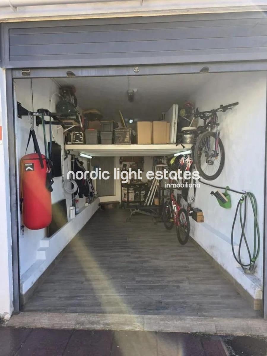 4 chambre Villa/Maison Semi-Mitoyenne à vendre à Churriana avec piscine garage - 580 000 € (Ref: 9782000)