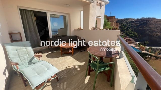 4 soverom Kjedet enebolig til salgs i Torrox-Costa, Torrox med svømmebasseng garasje - € 330 000 (Ref: 9789483)