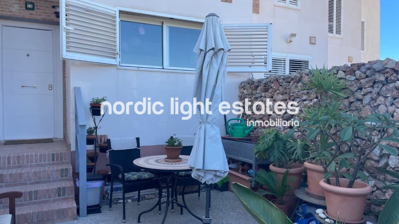 4 makuuhuone Paritalo myytävänä paikassa Torrox-Costa mukana uima-altaan 
autotalli - 330 000 € (Ref: 9789483)