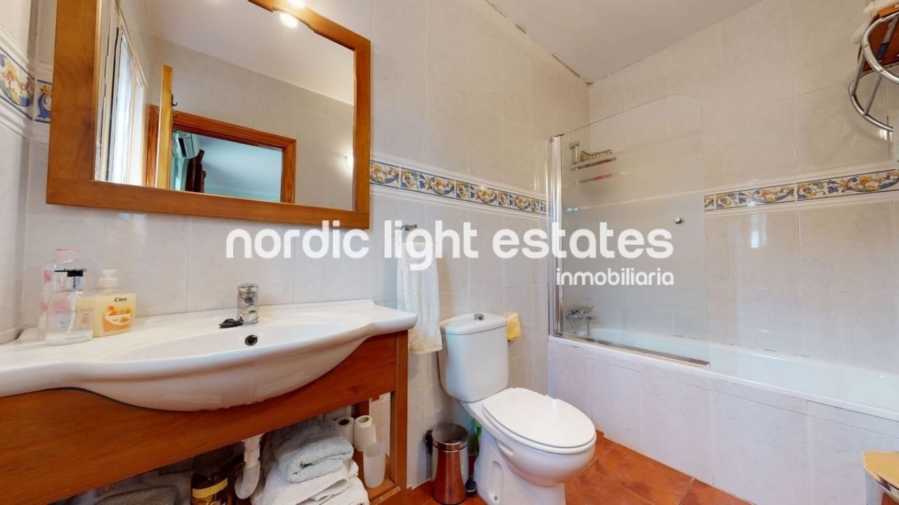 3 sovrum Finca/Hus på landet till salu i Competa med pool garage - 362 000 € (Ref: 9789685)