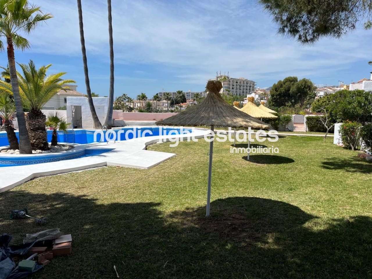 3 bedroom Villa for sale in Nerja with pool - € 565,000 (Ref: 9789686)