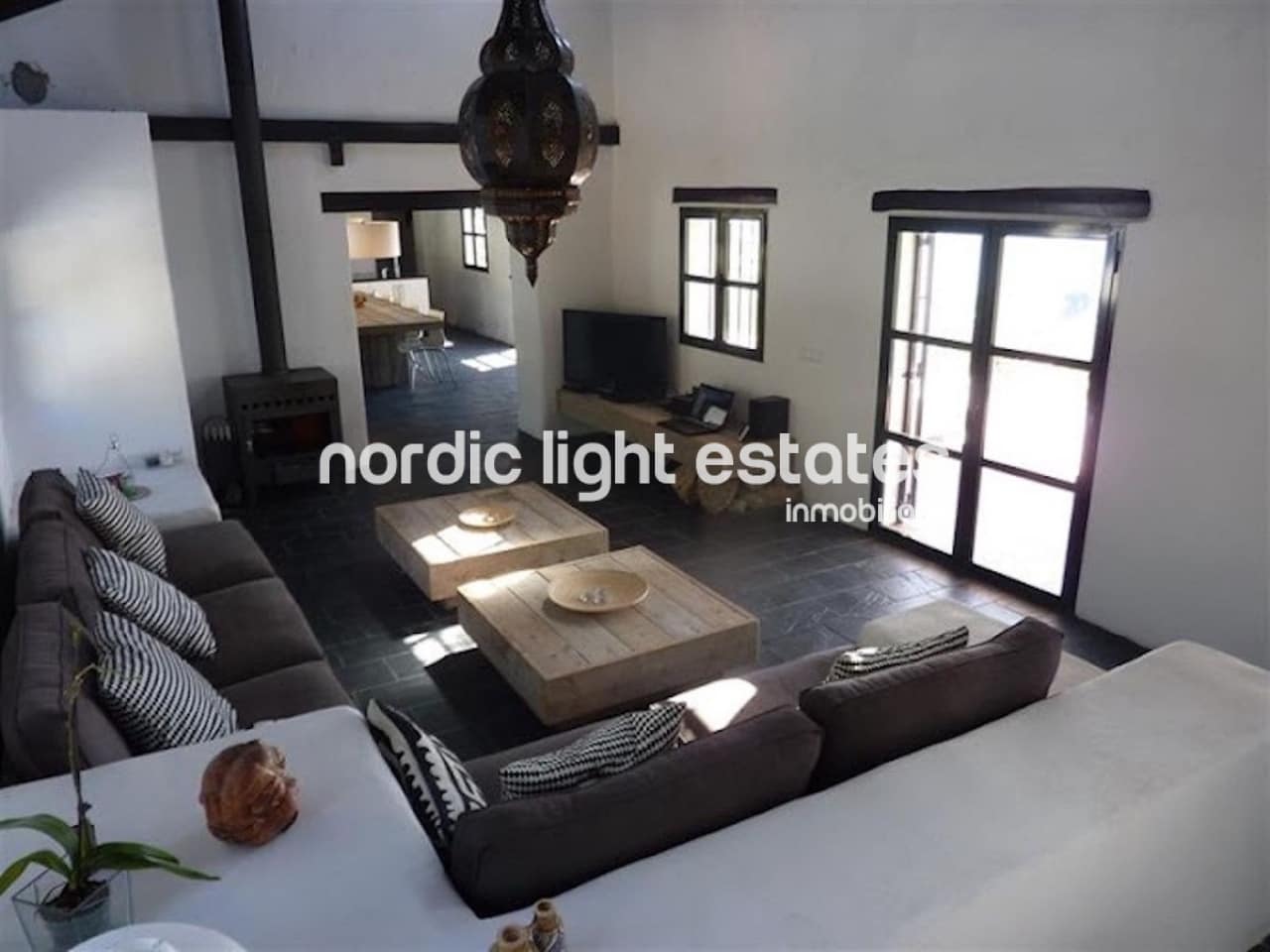 3 soveværelse Finca/Landehus til salg i Canillas de Aceituno med swimmingpool garage - € 699.000 (Ref: 9793728)