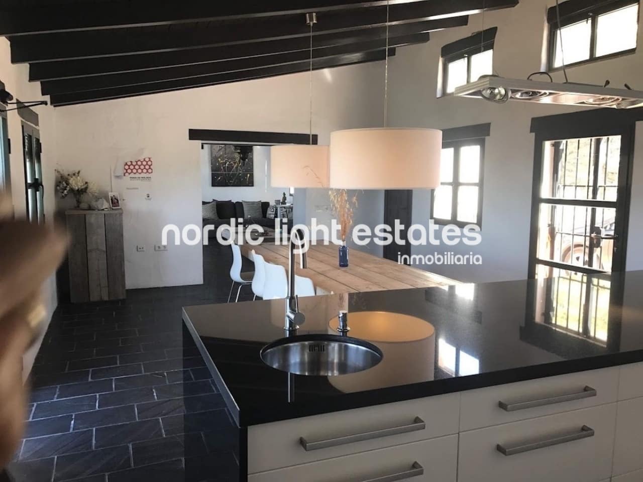 3 soveværelse Finca/Landehus til salg i Canillas de Aceituno med swimmingpool garage - € 699.000 (Ref: 9793728)