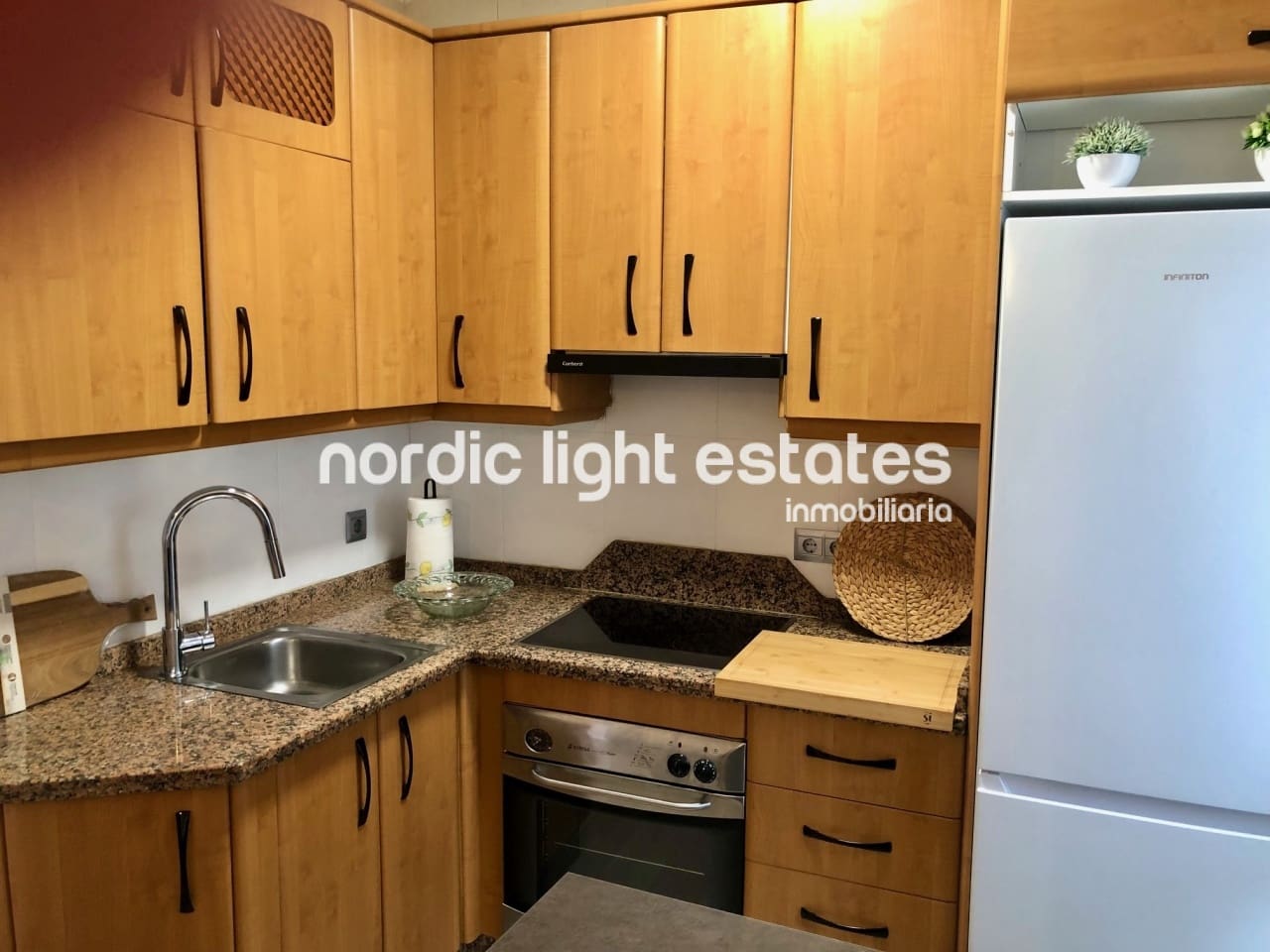 2 sovrum Lägenhet att hyra i Nerja - 1 500 € (Ref: 9798219)