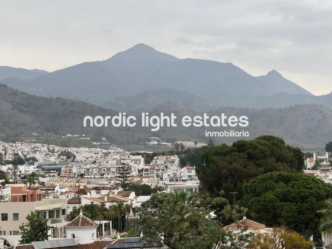 2 sovrum Lägenhet att hyra i Nerja - 1 500 € (Ref: 9798219)