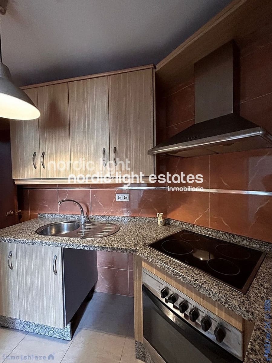 4 bedroom Flat for sale in Nerja - € 339,500 (Ref: 9802534)