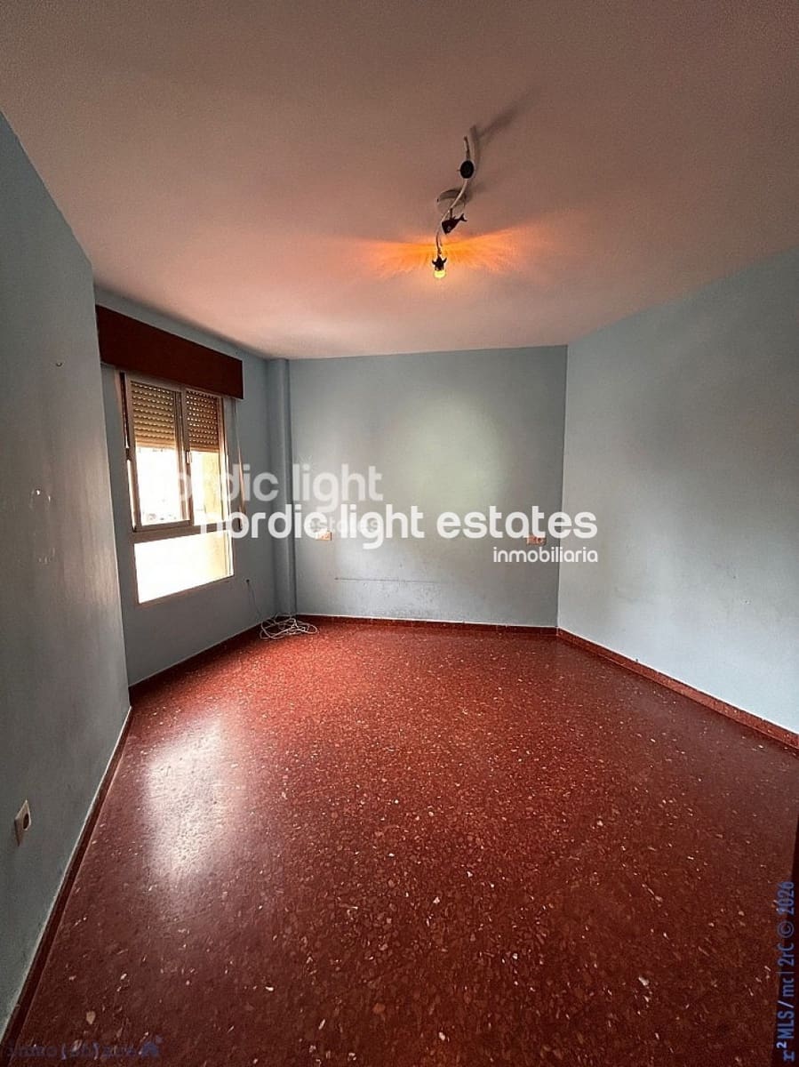 4 bedroom Flat for sale in Nerja - € 339,500 (Ref: 9802534)