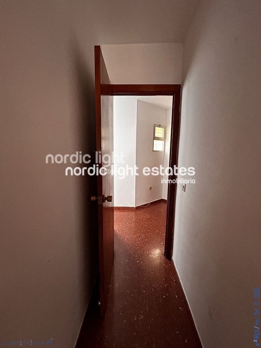 4 bedroom Flat for sale in Nerja - € 339,500 (Ref: 9802534)