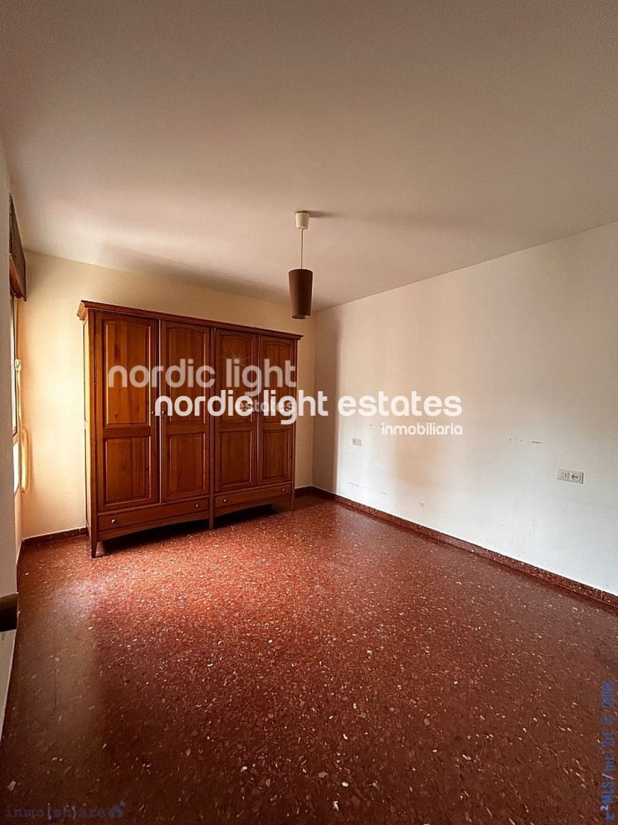 4 bedroom Flat for sale in Nerja - € 339,500 (Ref: 9802534)