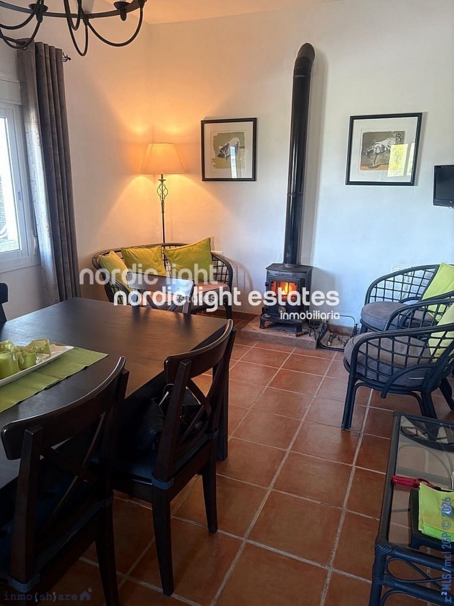 3 bedroom Finca/Country House for sale in Comares with pool garage - € 350,000 (Ref: 9802730)