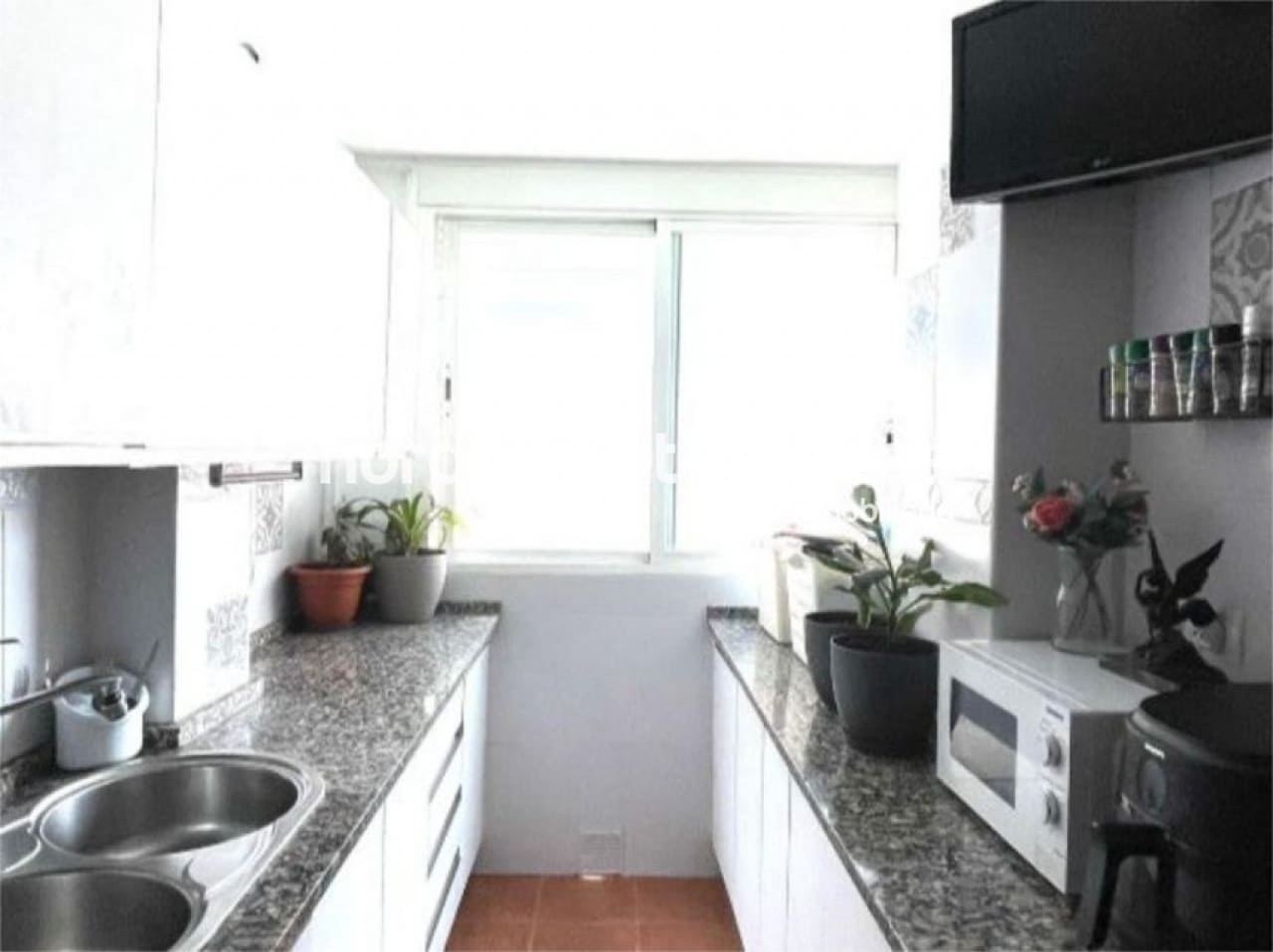 3 slaapkamer Flat te koop in Malaga stad met garage - € 355.000 (Ref: 9807321)