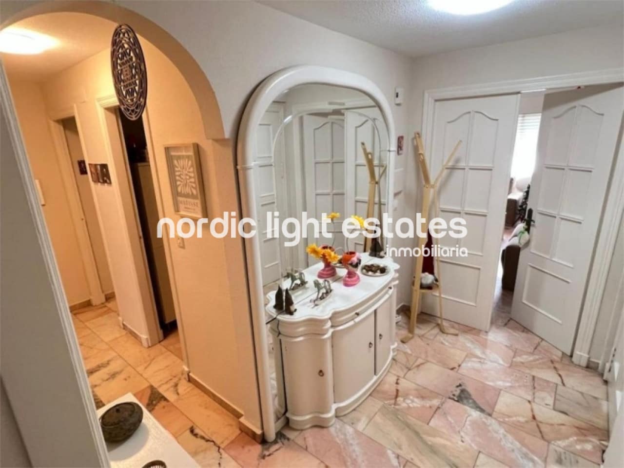 3 slaapkamer Appartement te koop in Almunecar met zwembad - € 290.000 (Ref: 9809657)