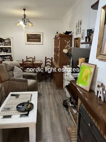 Pareado de 5 habitaciones en Los Prados, Málaga ciudad en venta con piscina garaje - 497.000 € (Ref: 9809658)