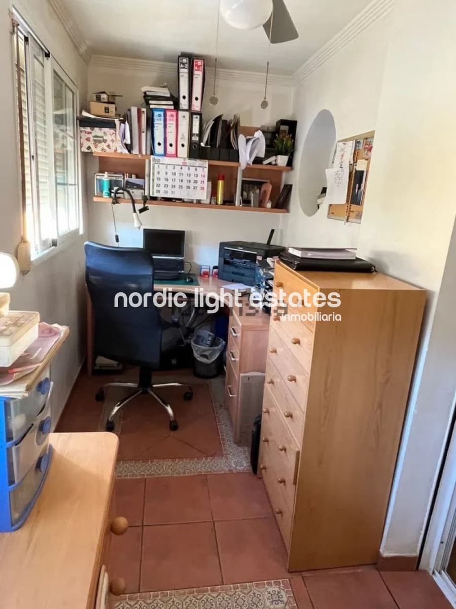 Pareado de 5 habitaciones en Málaga ciudad en venta con piscina garaje - 497.000 € (Ref: 9809658)