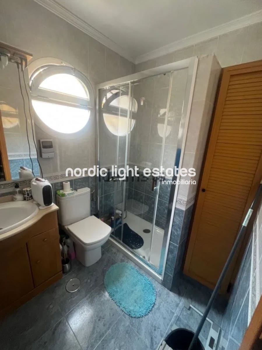 Pareado de 5 habitaciones en Málaga ciudad en venta con piscina garaje - 497.000 € (Ref: 9809658)