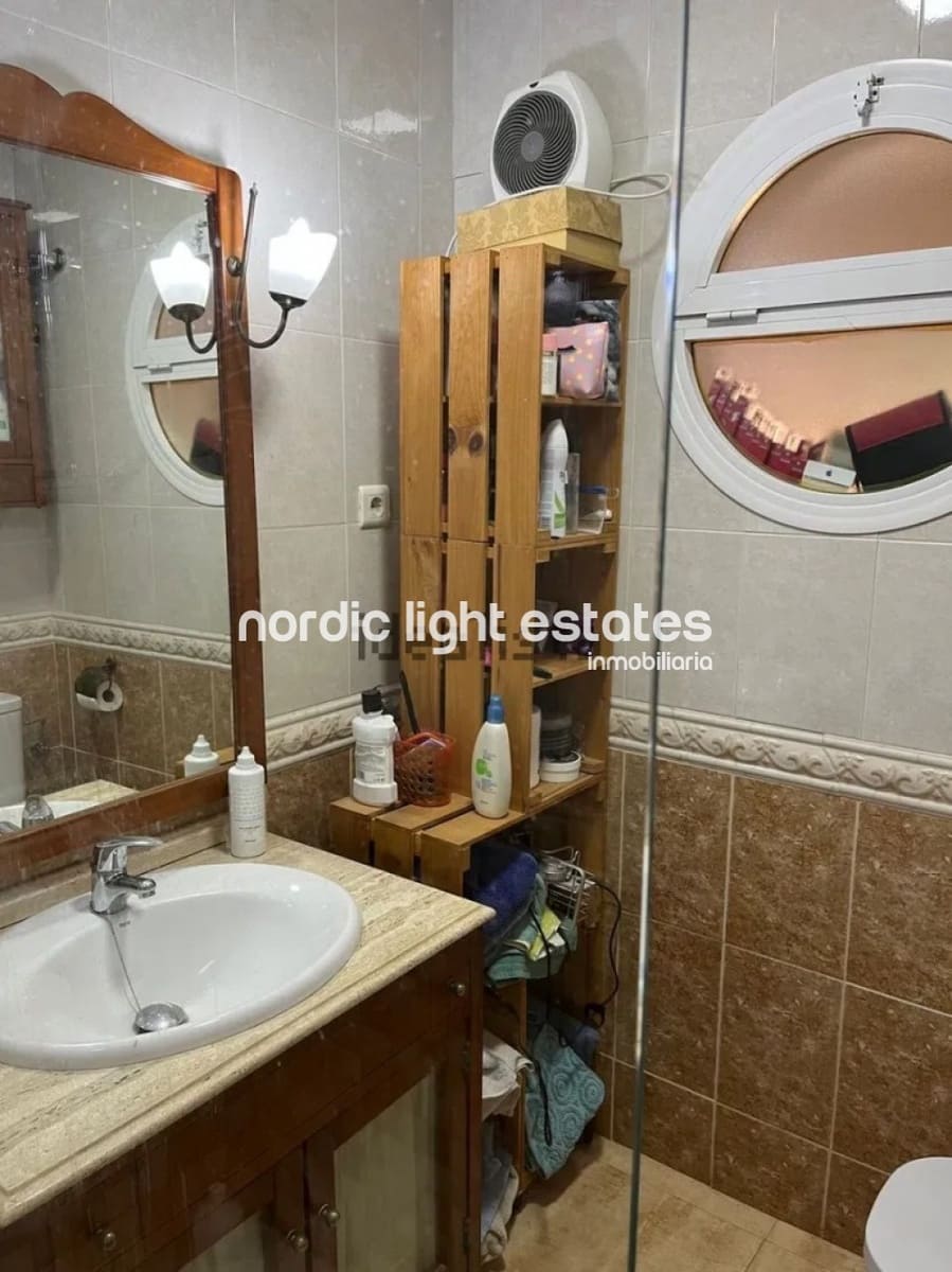 Pareado de 5 habitaciones en Málaga ciudad en venta con piscina garaje - 497.000 € (Ref: 9809658)