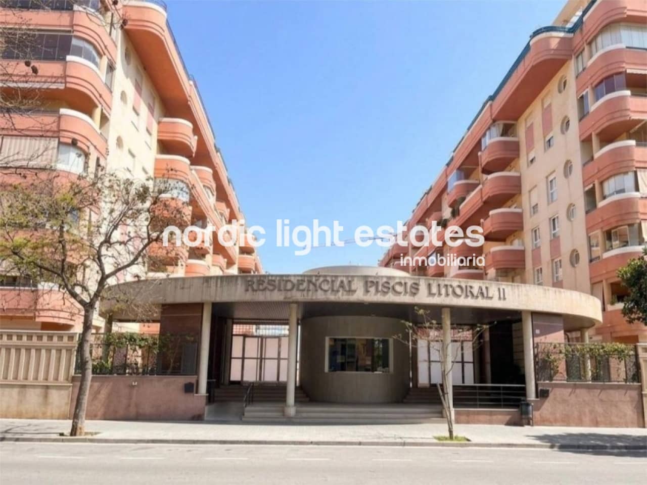3 bedroom Flat for sale in Malaga city with pool garage - € 655,000 (Ref: 9814775)