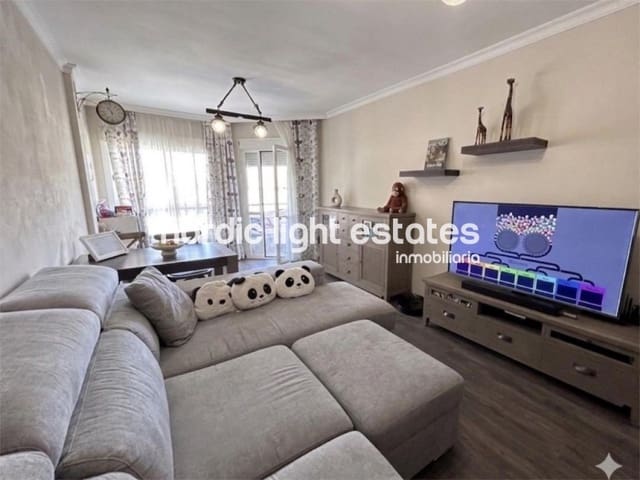 3 bedroom Flat for sale in Carretera de Cadiz, Málaga city with pool garage - € 655,000 (Ref: 9814775)