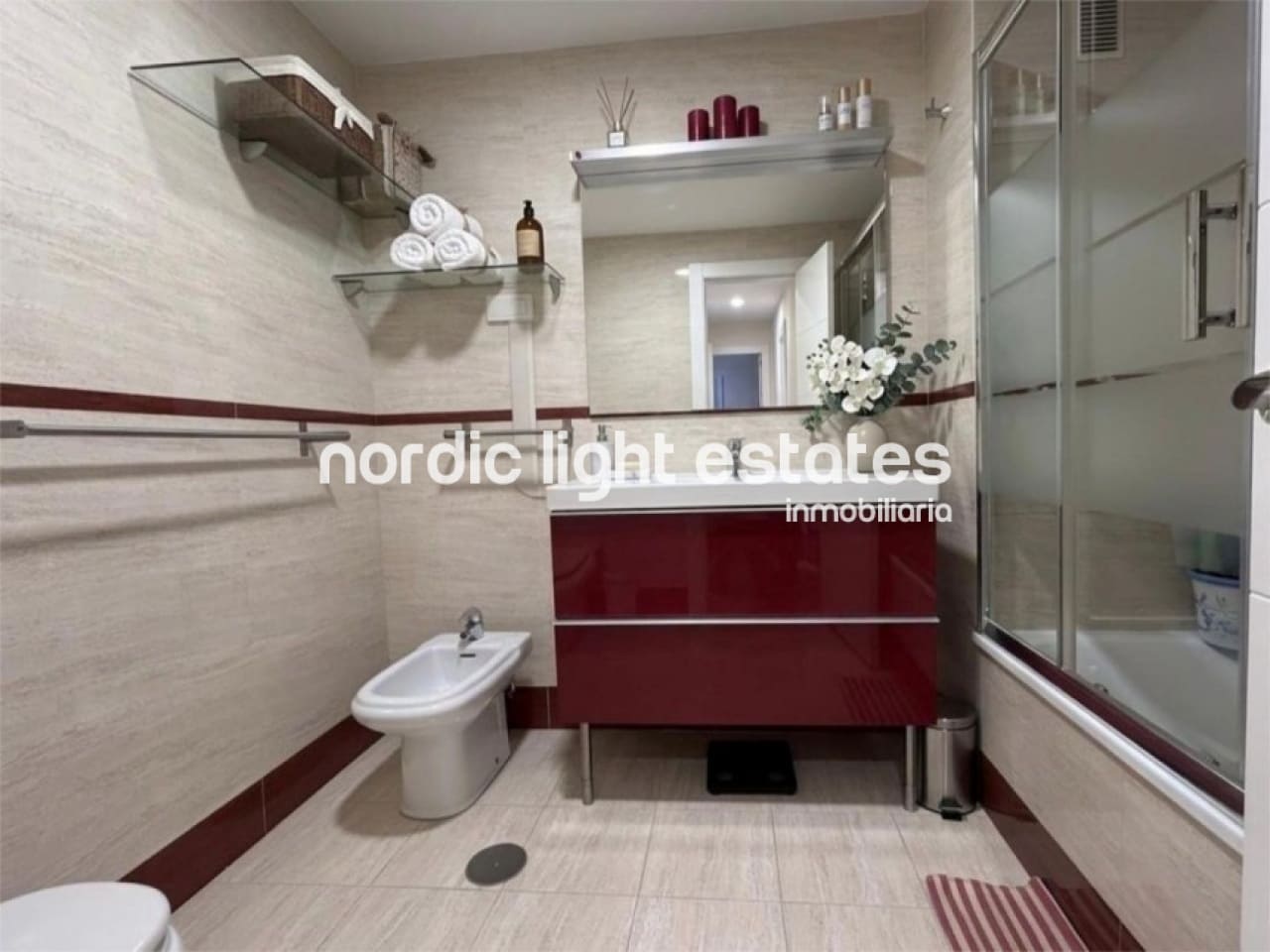 3 bedroom Flat for sale in Malaga city with pool garage - € 655,000 (Ref: 9814775)