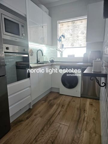 3 chambre Appartement à vendre à Las Delicias, Malaga ville - 290 000 € (Ref: 9816216)