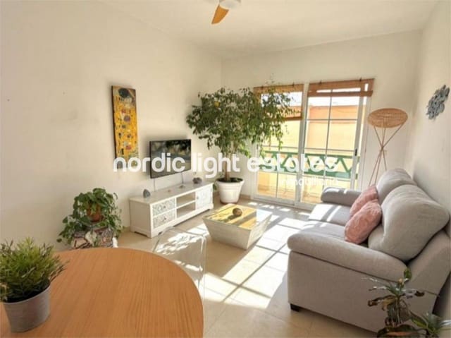 2 makuuhuone Huoneisto myytävänä paikassa Nerja - 315 000 € (Ref: 9823818)