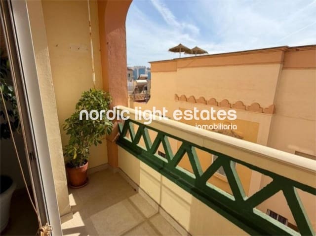 2 makuuhuone Huoneisto myytävänä paikassa Nerja - 315 000 € (Ref: 9823818)