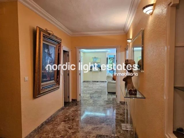 3 Zimmer Wohnung zu verkaufen in Torremolinos mit Garage - 390.000 € (Ref: 9823966)