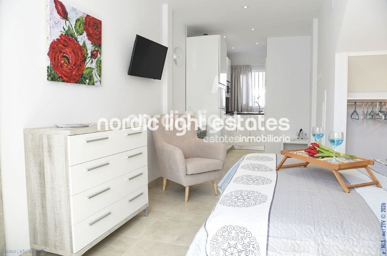 Pareado de 2 habitaciones en Nerja en venta - 420.000 € (Ref: 9827431)